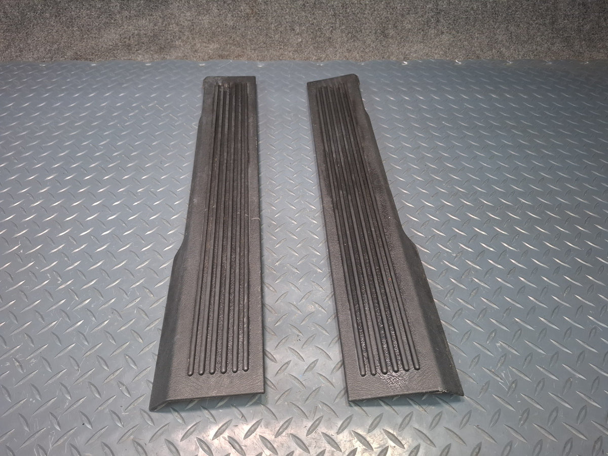 2003-2009 Hummer H2 Front Left & Right Door Scuff Sill Plate Trim Panel Set of 2