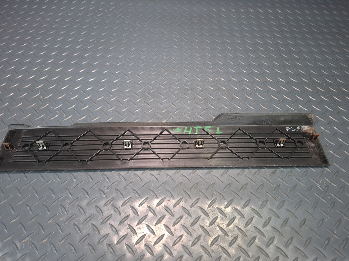 2003-2009 Hummer H2 Front Left & Right Door Scuff Sill Plate Trim Panel Set of 2