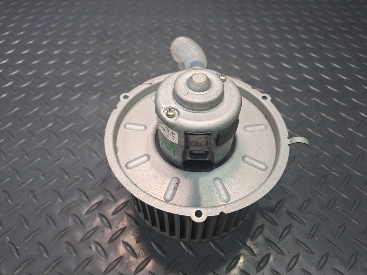 2008-2009 Hummer H2 Rear A/C Heater Blower Motor Fan