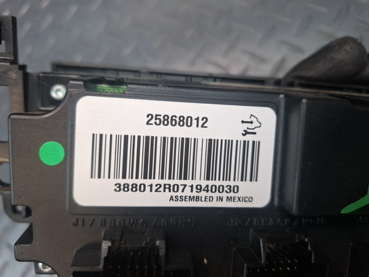 2008-2009 Hummer H2 A/C Heater Climate Control Switch Panel 25868012 Damaged