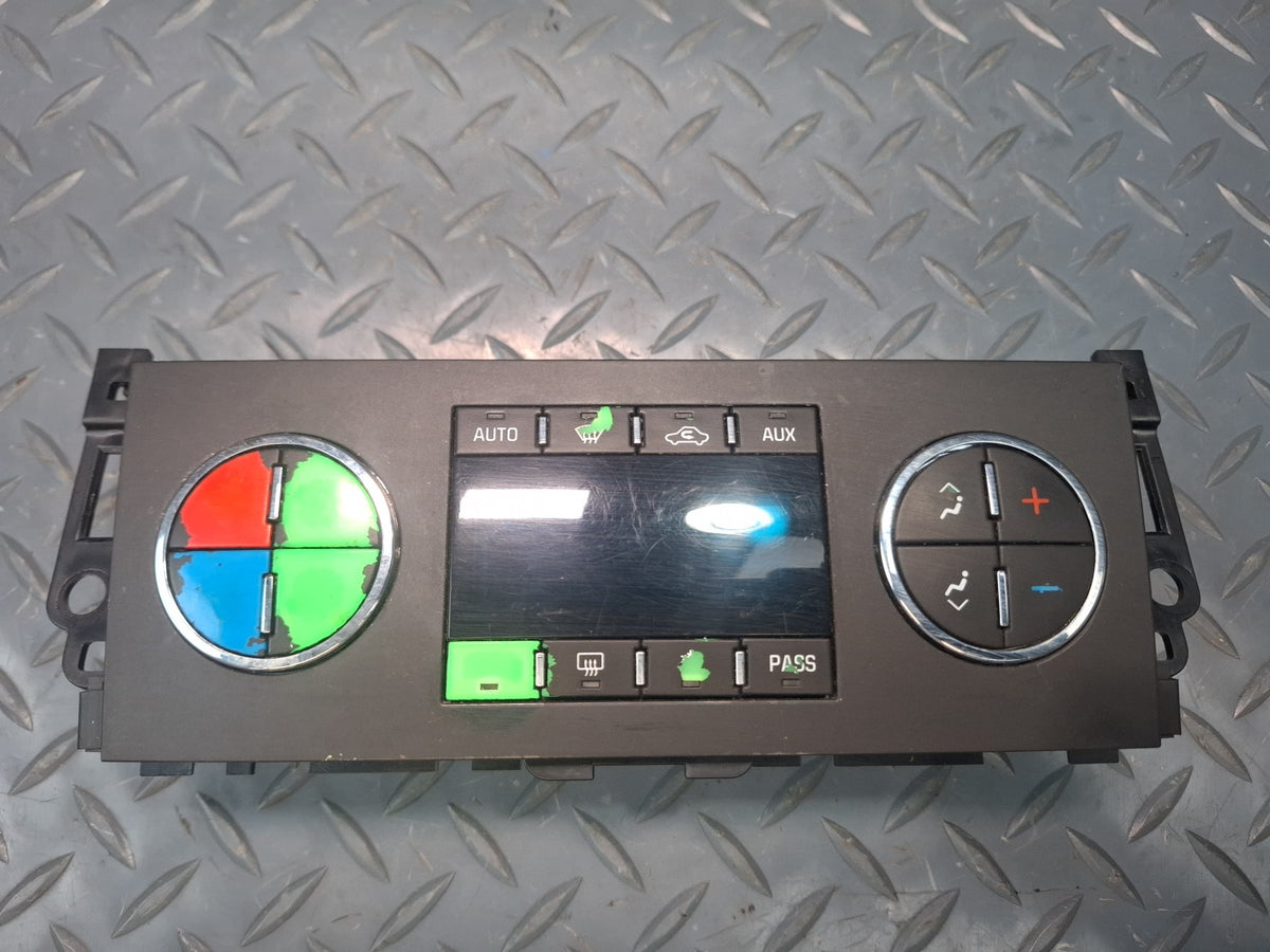 2008-2009 Hummer H2 A/C Heater Climate Control Switch Panel 25868012 Damaged