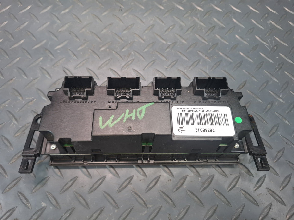 2008-2009 Hummer H2 A/C Heater Climate Control Switch Panel 25868012 Damaged