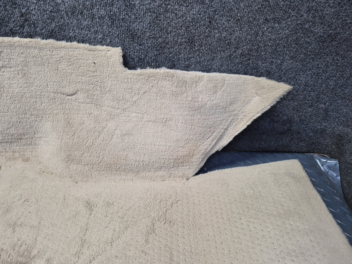 05-13 Chevrolet Corvette C6 Right Floor MAT Carpet Cover 15226743 Damaged