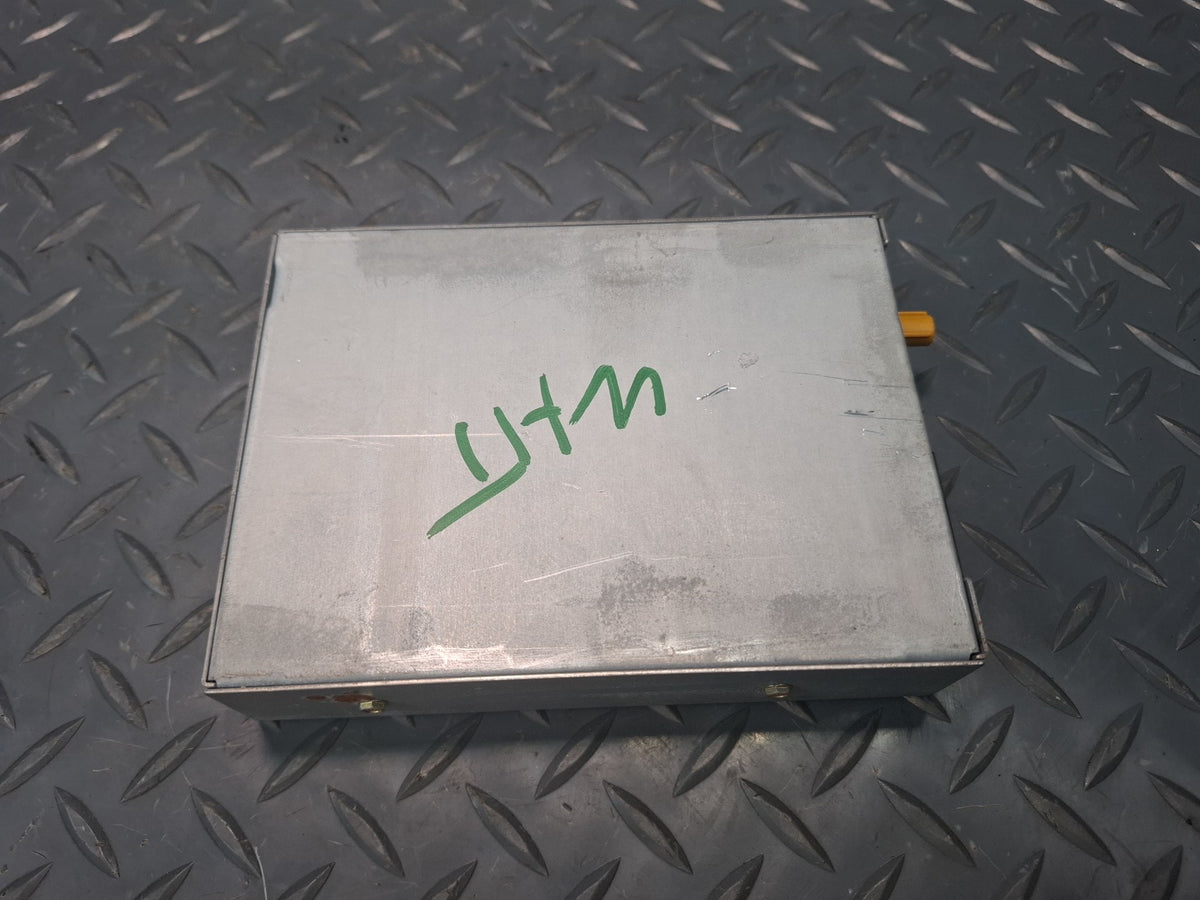2008-2009 Hummer H2  Satellite Radio Reciever Module 28059656