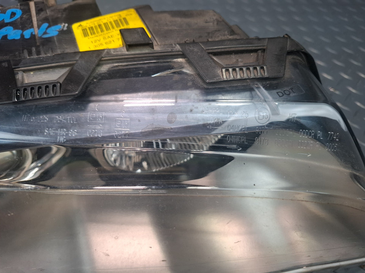 01-06 BMW E46 330Ci Coupe Convertible Front Right Xenon HID Headlight Defective