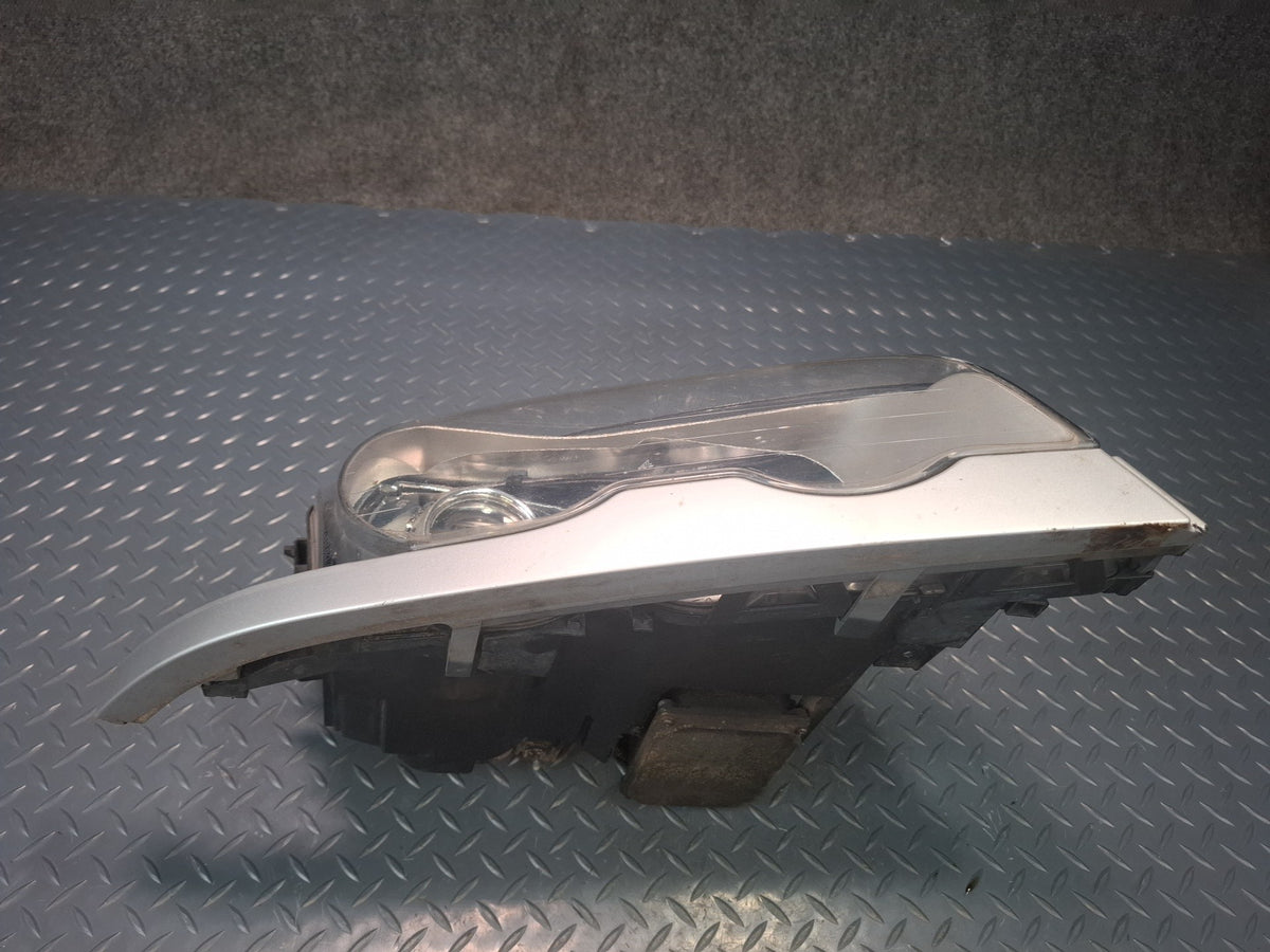 01-06 BMW E46 330Ci Coupe Convertible Front Right Xenon HID Headlight Defective