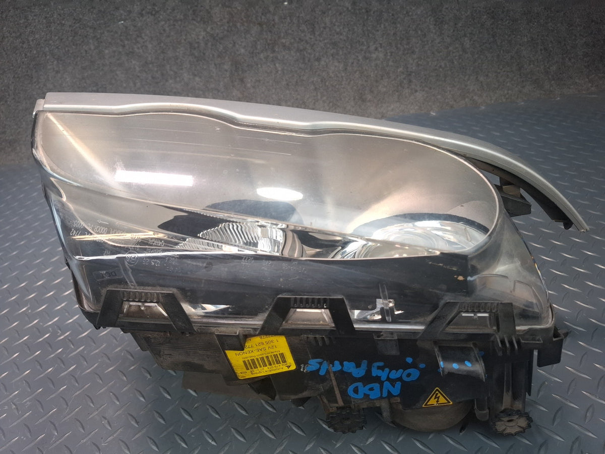 01-06 BMW E46 330Ci Coupe Convertible Front Right Xenon HID Headlight Defective