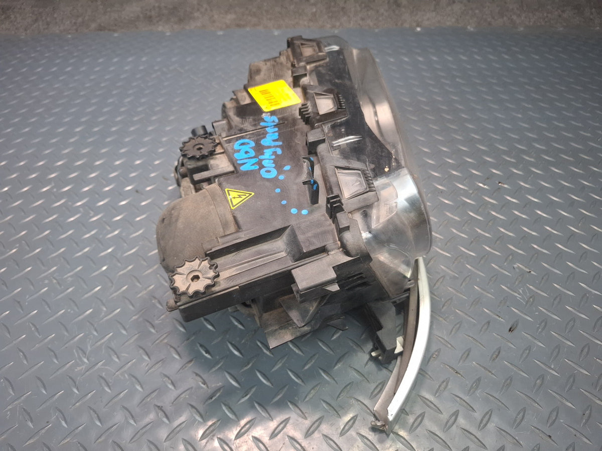 01-06 BMW E46 330Ci Coupe Convertible Front Right Xenon HID Headlight Defective