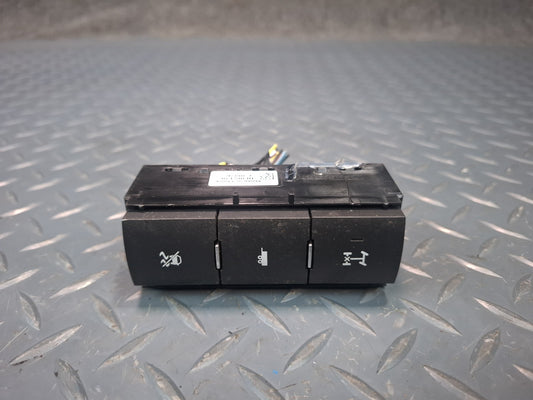 2008-2009 Hummer H2 Traction Control  TOW Haul Rear Differential Lock Switch