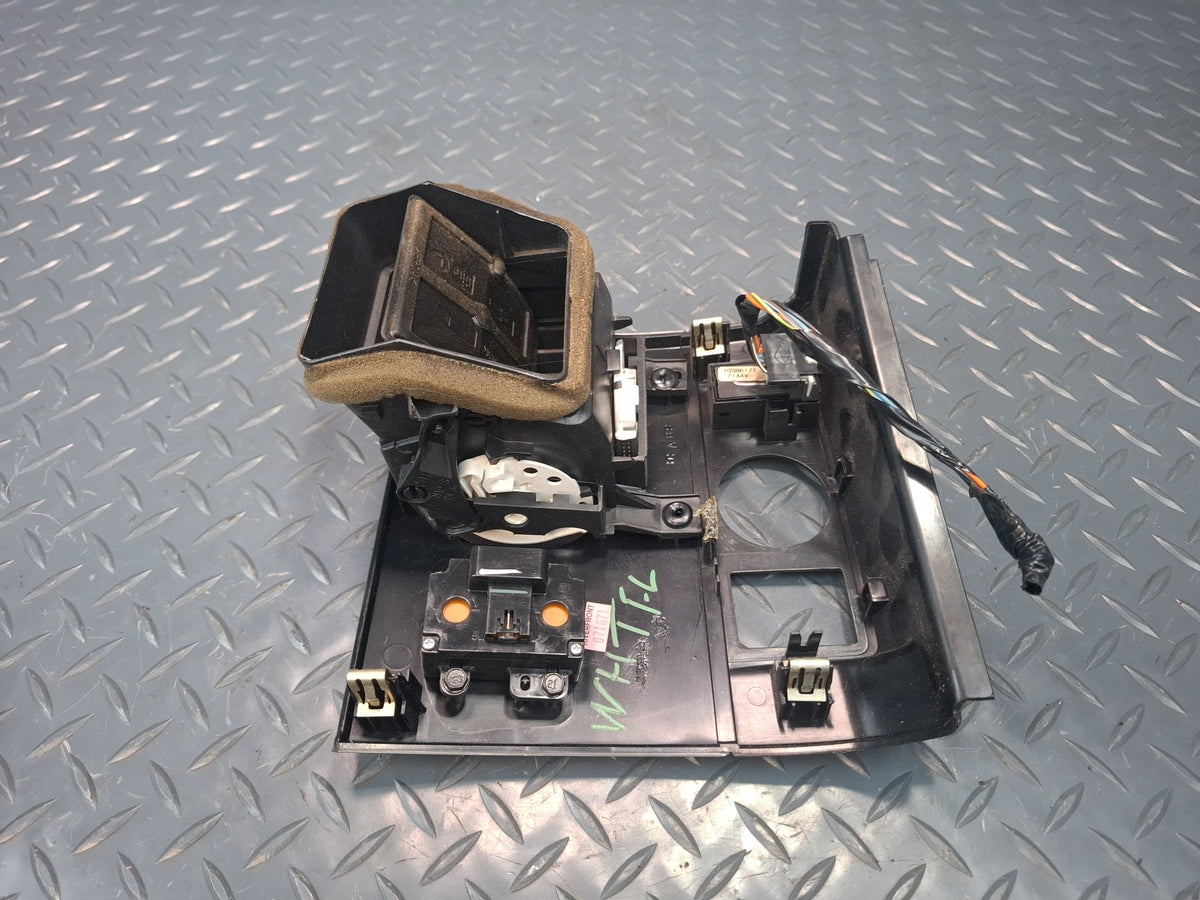 2008-2009 Hummer H2 Dash Front Left Side Trim Panel W/ A/C Air Vent