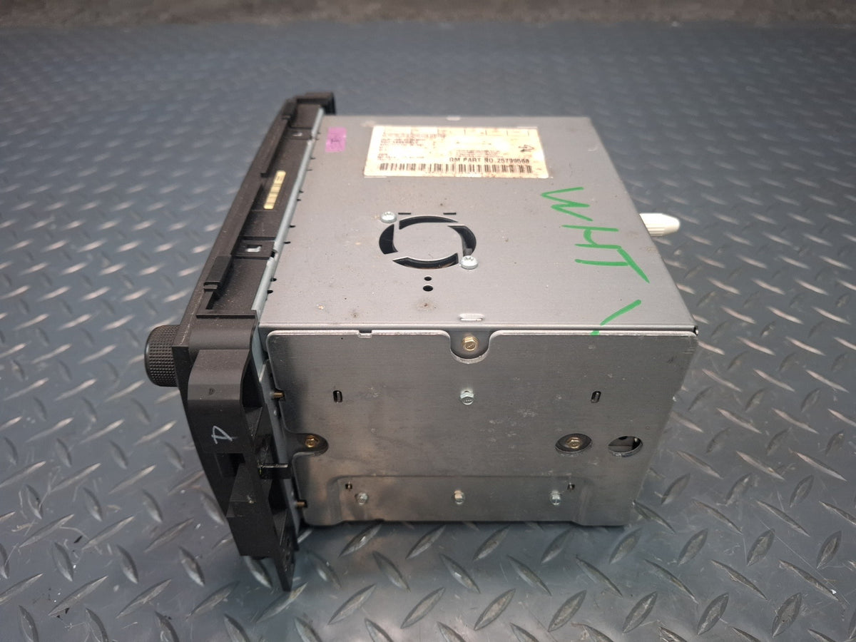 2008-2009 Hummer H2 Radio CD Player Receiver Head Unit 25799568 Damaged
