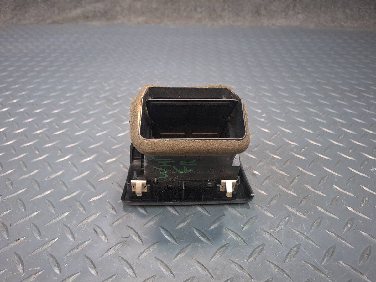 2008-2009 Hummer H2 Dash Front Right Side Trim Panel W/ A/C Air Vent