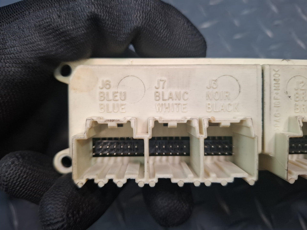 2008-2009 Hummer H2 Front Right Side Door Power Window Mirror Switch 10377669