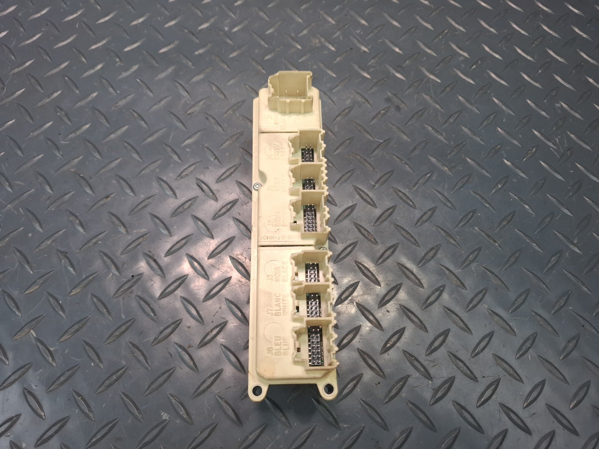 2008-2009 Hummer H2 Front Right Side Door Power Window Mirror Switch 10377669