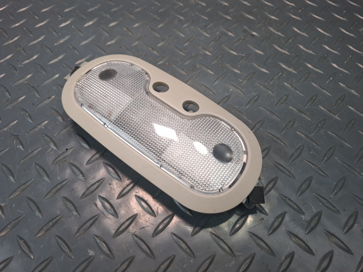 2008-2009 Hummer H2 Upper Roof Overhead Dome Reading Interior Light Lamp Damaged