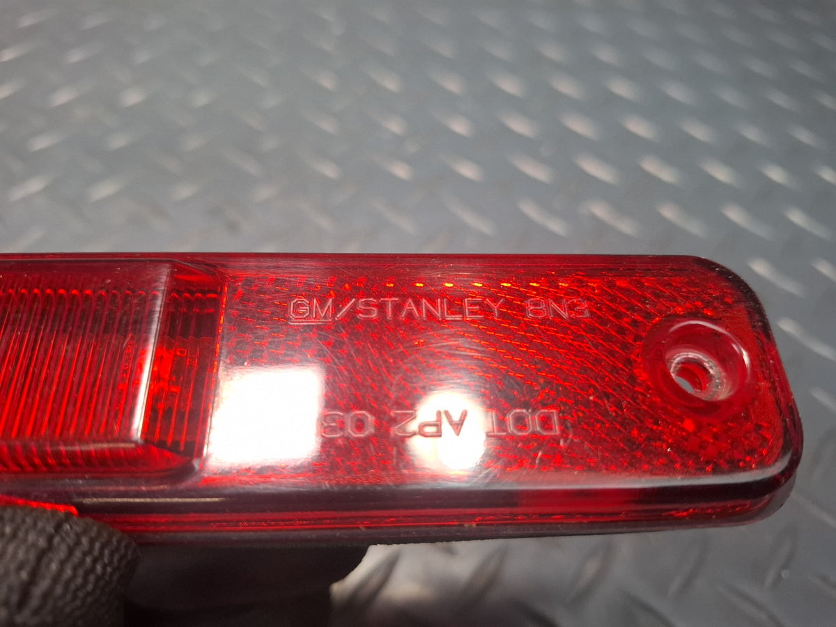 2003-2009 Hummer H2 Rear Left & Right Side Marker Light Lamp Set of 2