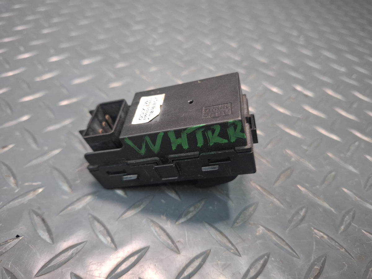 2008-2009 Hummer H2 Rear Right Side Door Power Window Mirror Switch 25841085