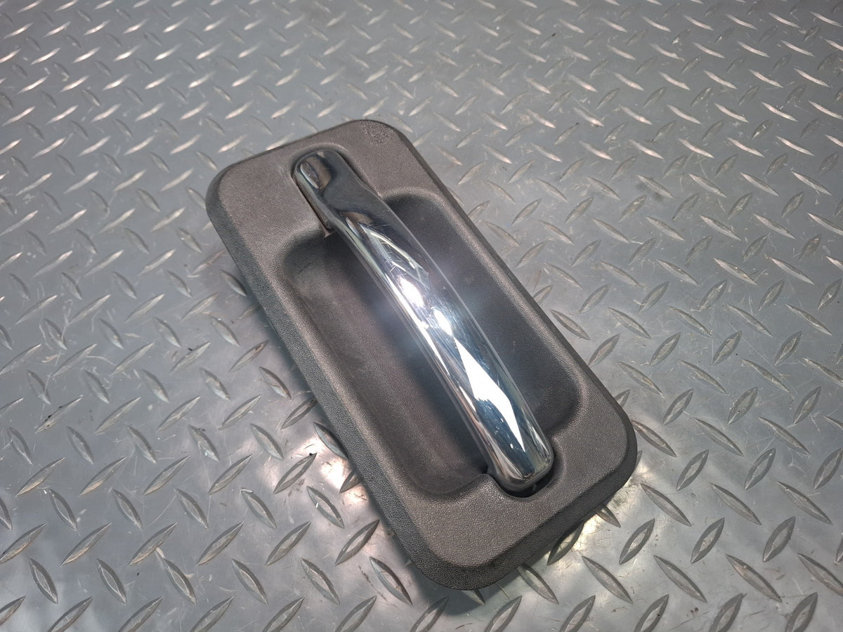 2003-2009 Hummer H2 Front Right Passenger Side Door Exterior Handle