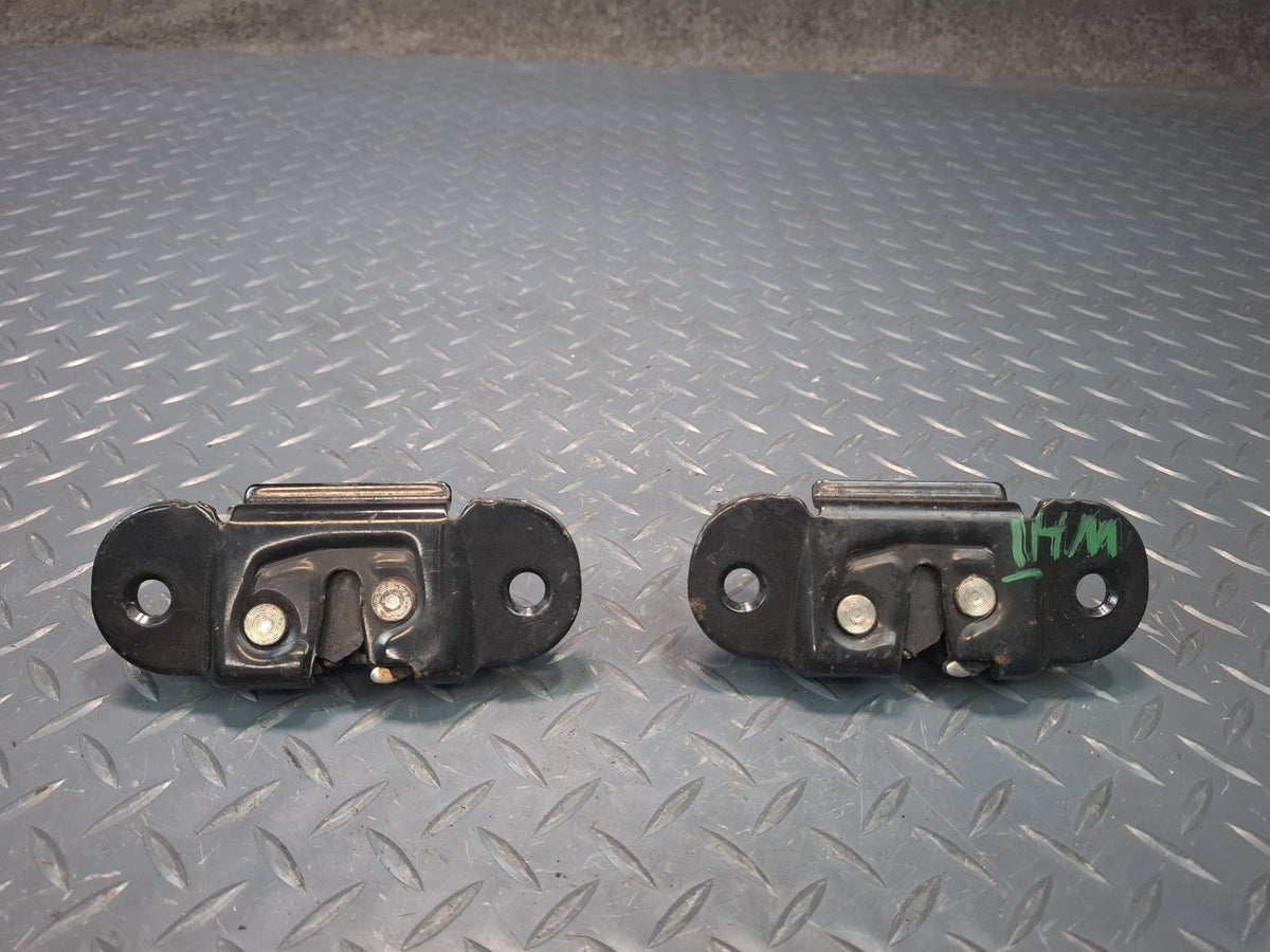 2003-2009 Hummer H2 Rear Trunk Lid Tailgate Liftgate Trunk Lock Latch Set of 2