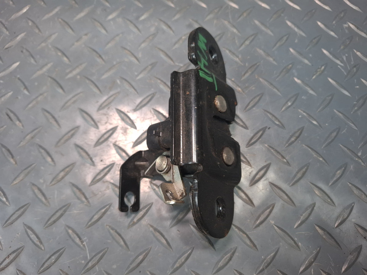 2003-2009 Hummer H2 Rear Trunk Lid Tailgate Liftgate Trunk Lock Latch Set of 2