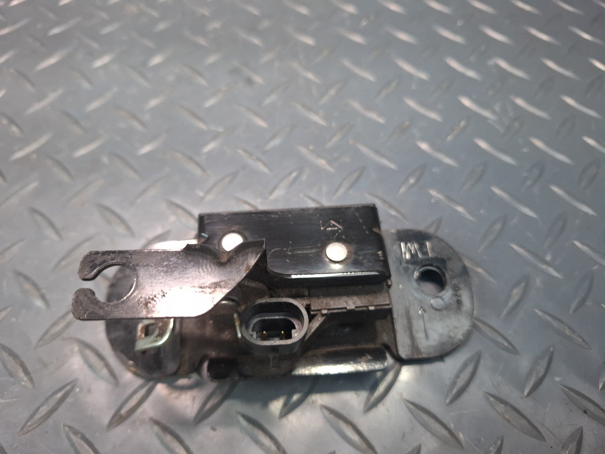 2003-2009 Hummer H2 Rear Trunk Lid Tailgate Liftgate Trunk Lock Latch Set of 2
