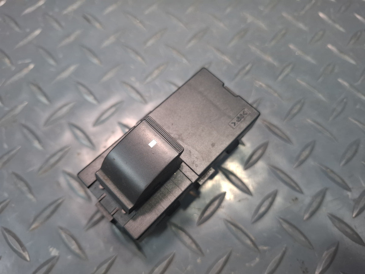 2008-2009 Hummer H2 Rear Left Side Door Power Window Mirror Switch 25841085