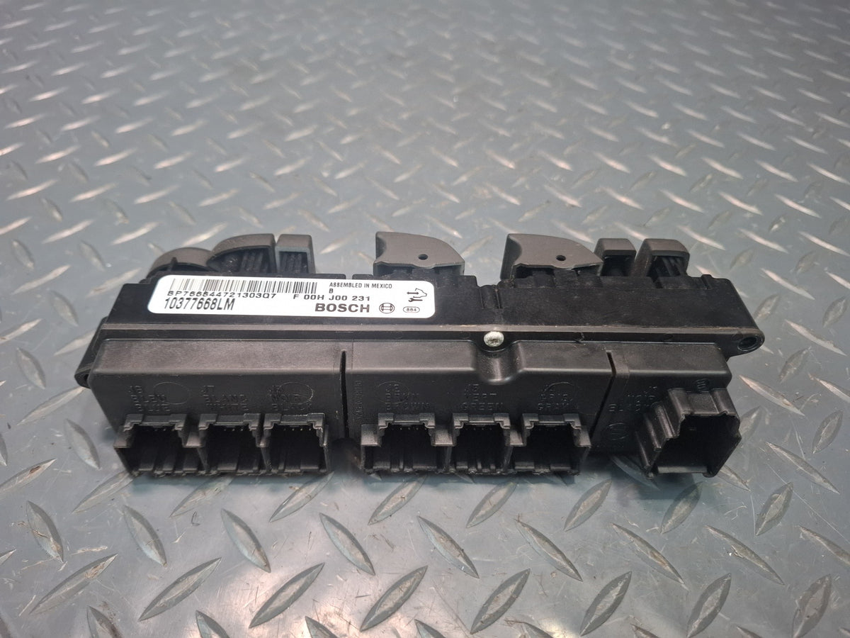 2008-2009 Hummer H2 Front Left Side Door Power Master Window Mirror Switch