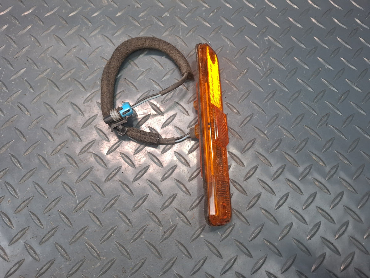 2003-2009 Hummer H2 Front Left & Right Side Marker Light Lamp Set of 2