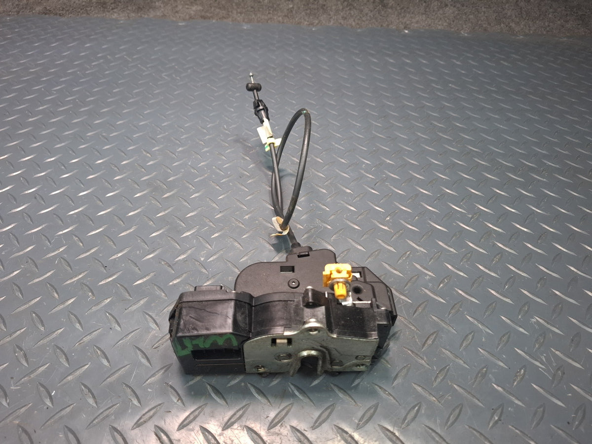 2008-2009 Hummer H2 Front Right Passenger Side Door Lock Latch Actuator