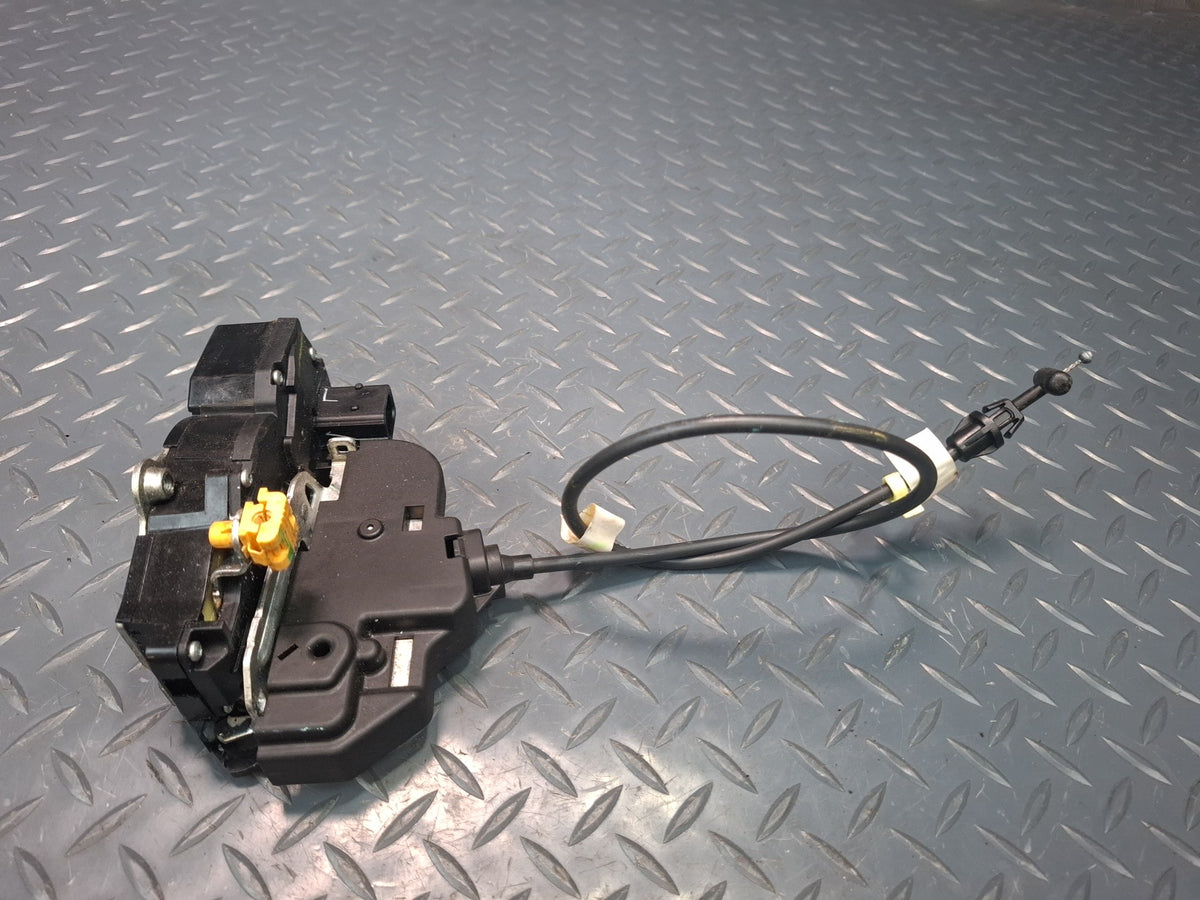 2008-2009 Hummer H2 Front Right Passenger Side Door Lock Latch Actuator