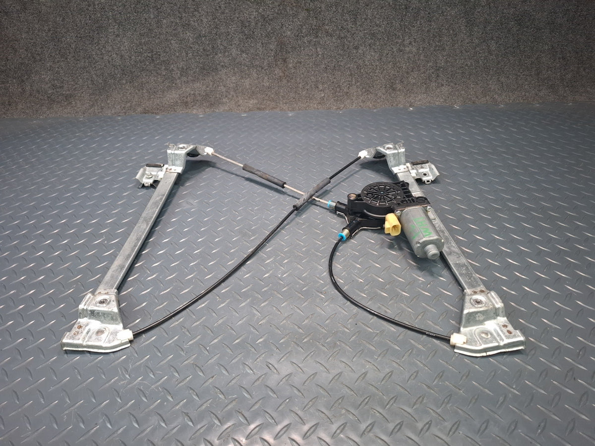2003-2009 Hummer H2 Front Left Side Door Window Regulator W/ Motor