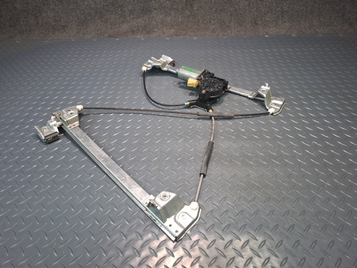 2003-2009 Hummer H2 Front Right Side Door Window Regulator W/ Motor