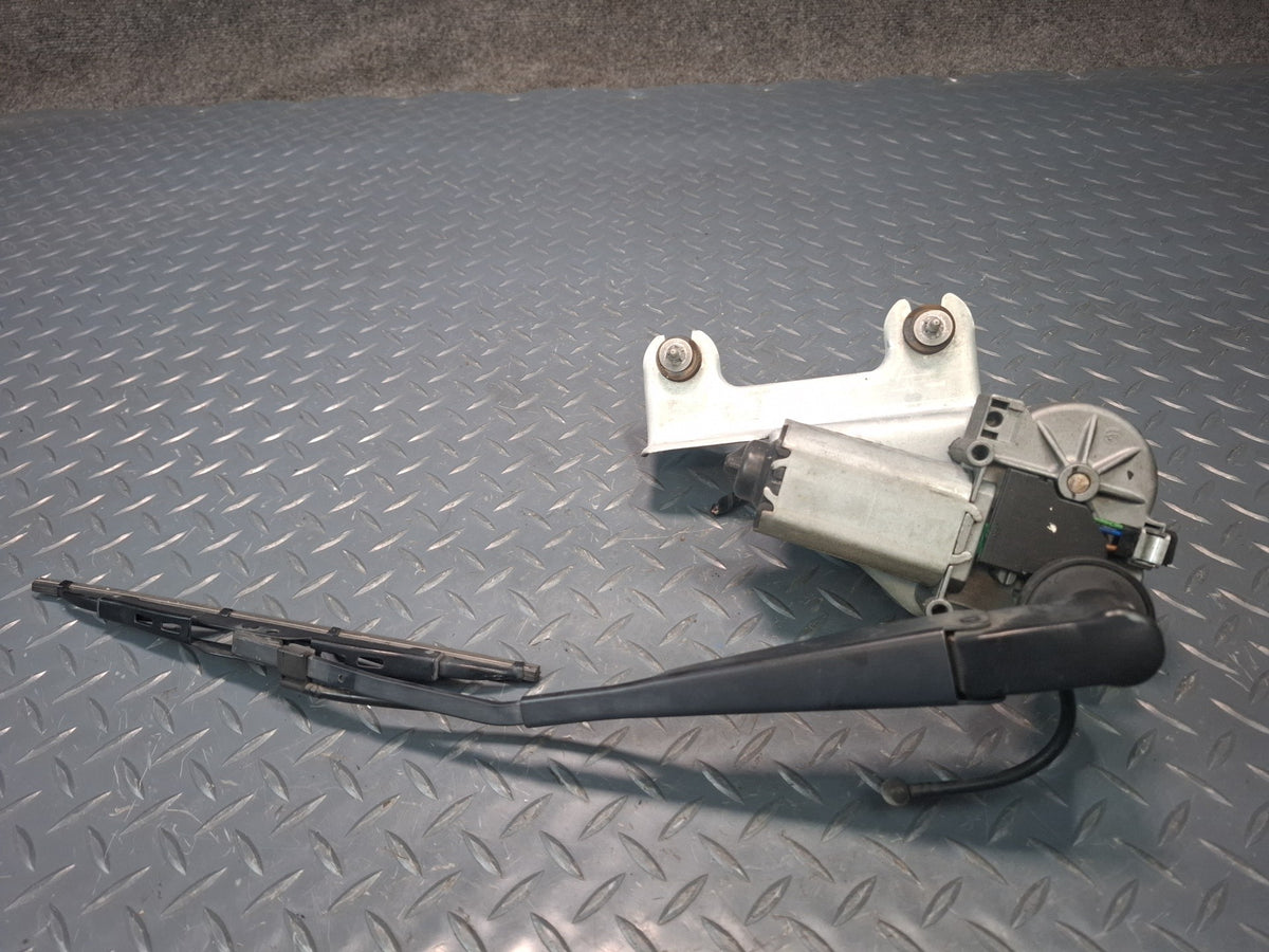 2008-2009 Hummer H2 Rear Trunk Lid Tailgate Liftgate Wiper Arm W/ Motor