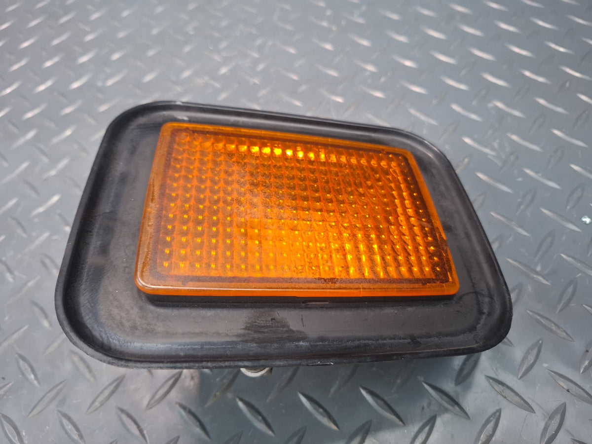 2003-2009 Hummer H2 Front Left & Right Turn Signal Parking Light Lamp Set of 2