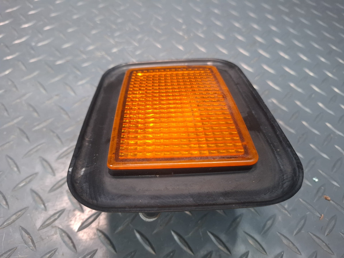 2003-2009 Hummer H2 Front Left & Right Turn Signal Parking Light Lamp Set of 2