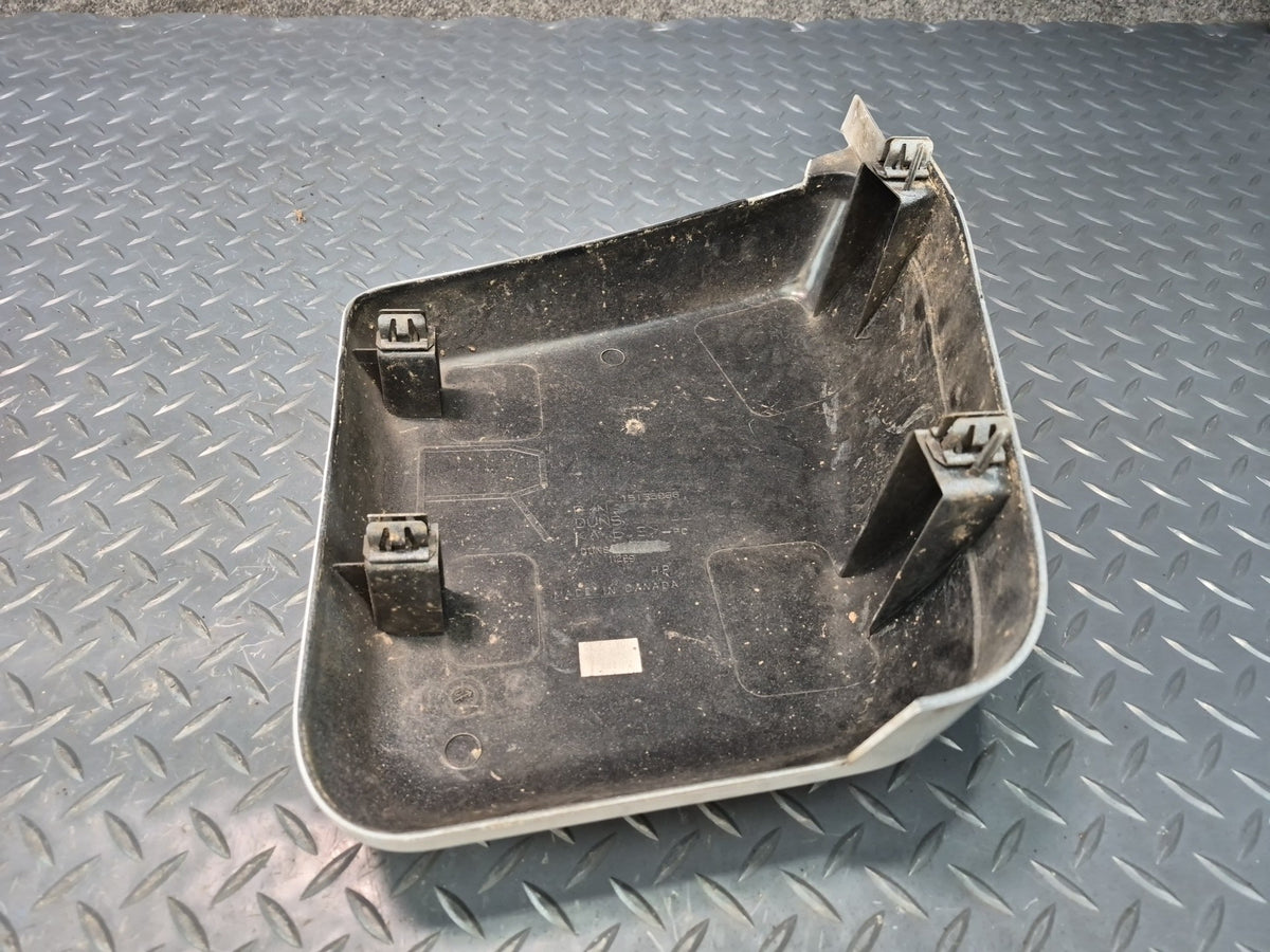 2003-2009 Hummer H2 Front Cowl Vent Panel END Cap Cover Molding Set of 2