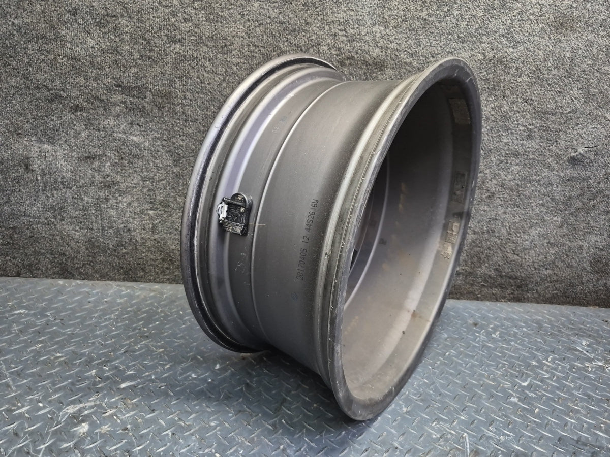 17-19 Alfa Romeo Giulia Factory R18" Alloy Wheel Rim 18x8J ET33 OEM