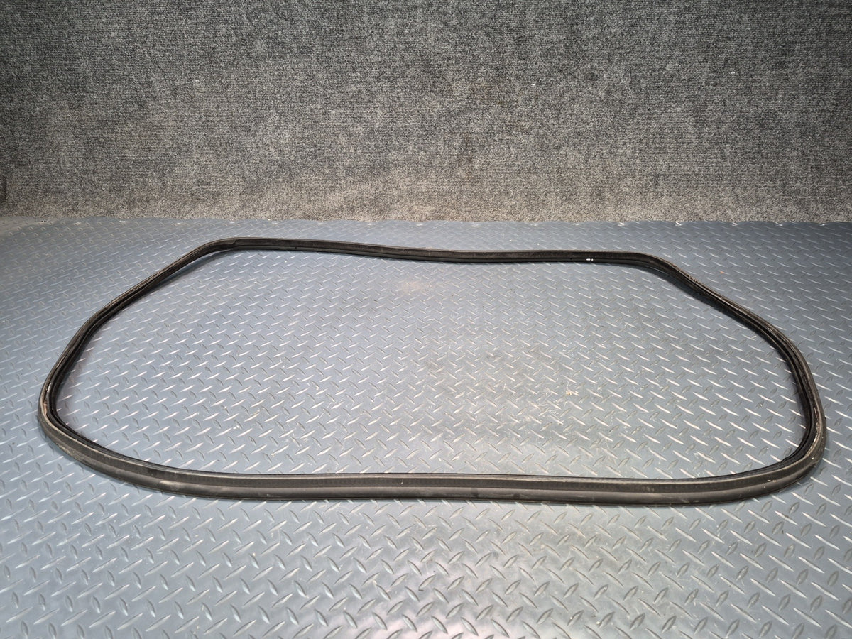 01-06 BMW E46 330ci Convertible Rear Trunk Lid Weatherstrip Rubber Seal OEM