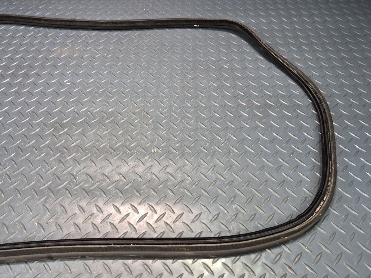 01-06 BMW E46 330ci Convertible Rear Trunk Lid Weatherstrip Rubber Seal OEM