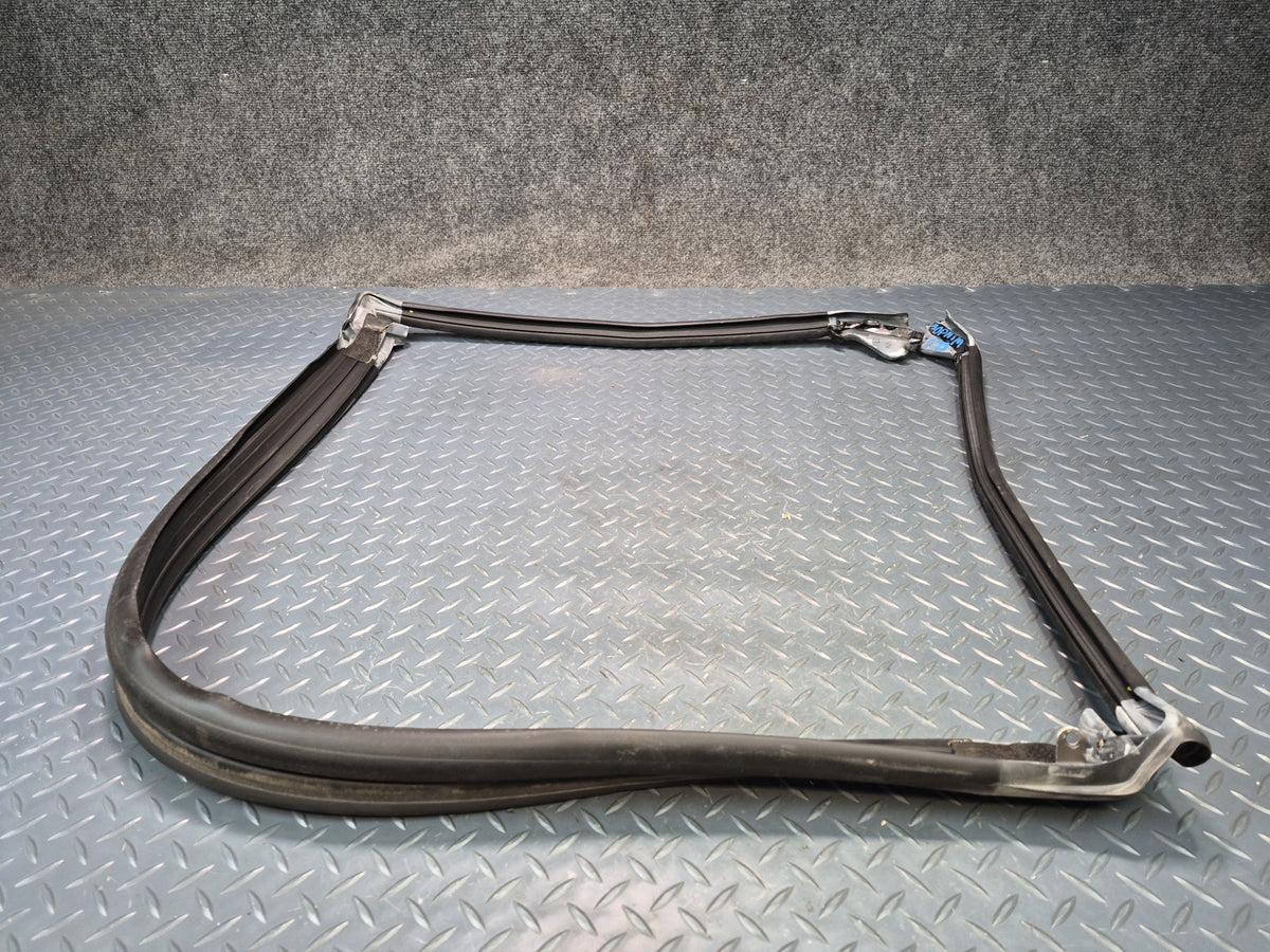 05-13 Chevrolet Corvette C6 Convert Front Windshield Frame Weatherstrip Seal OEM