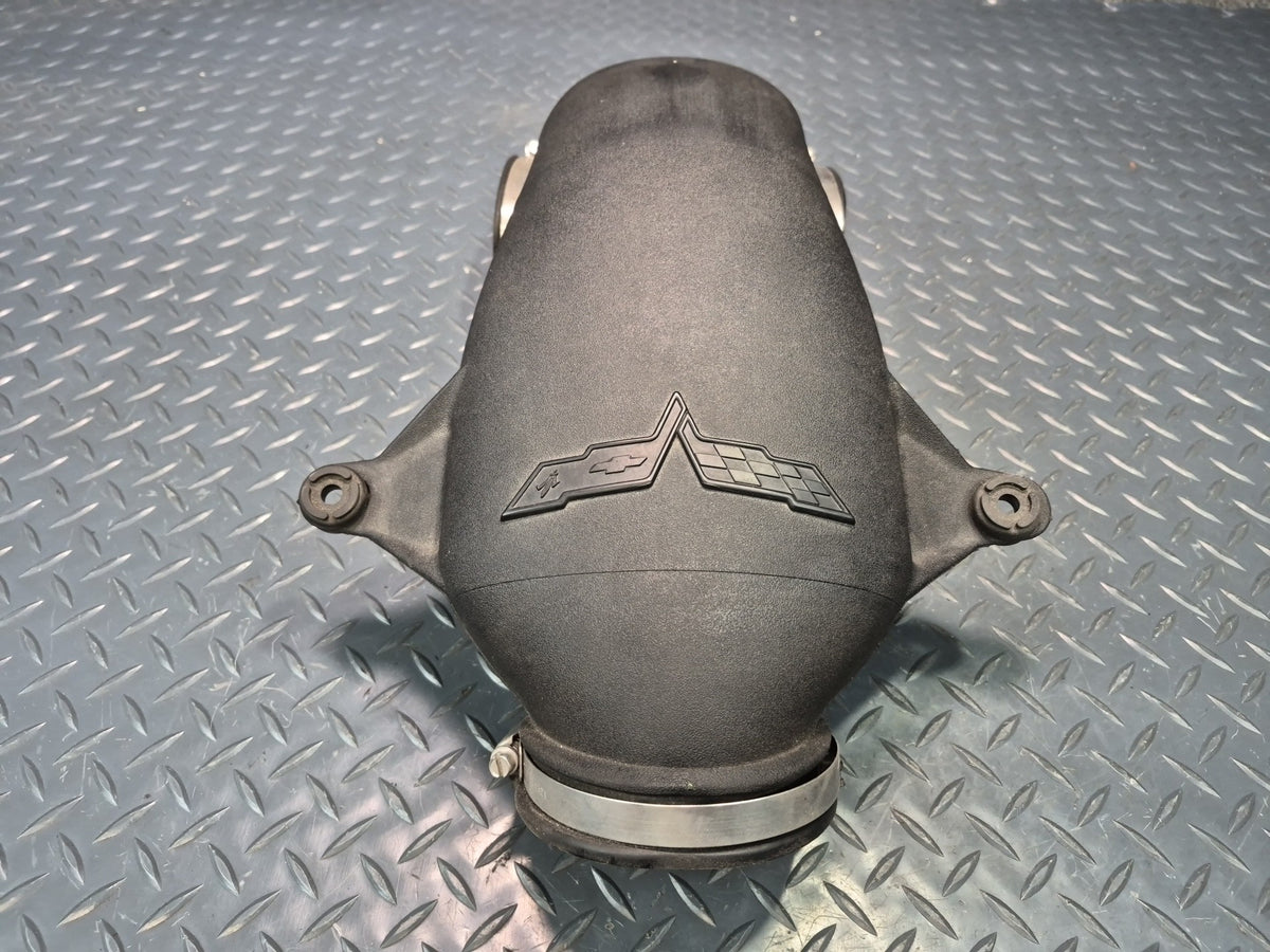 05-09 Chevrolet Corvette C6 Air Intake Duct Tube Line 15214584 OEM