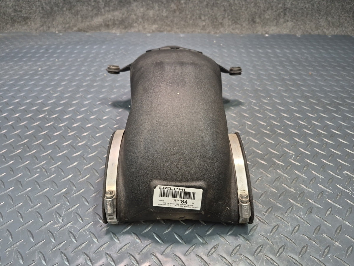 05-09 Chevrolet Corvette C6 Air Intake Duct Tube Line 15214584 OEM