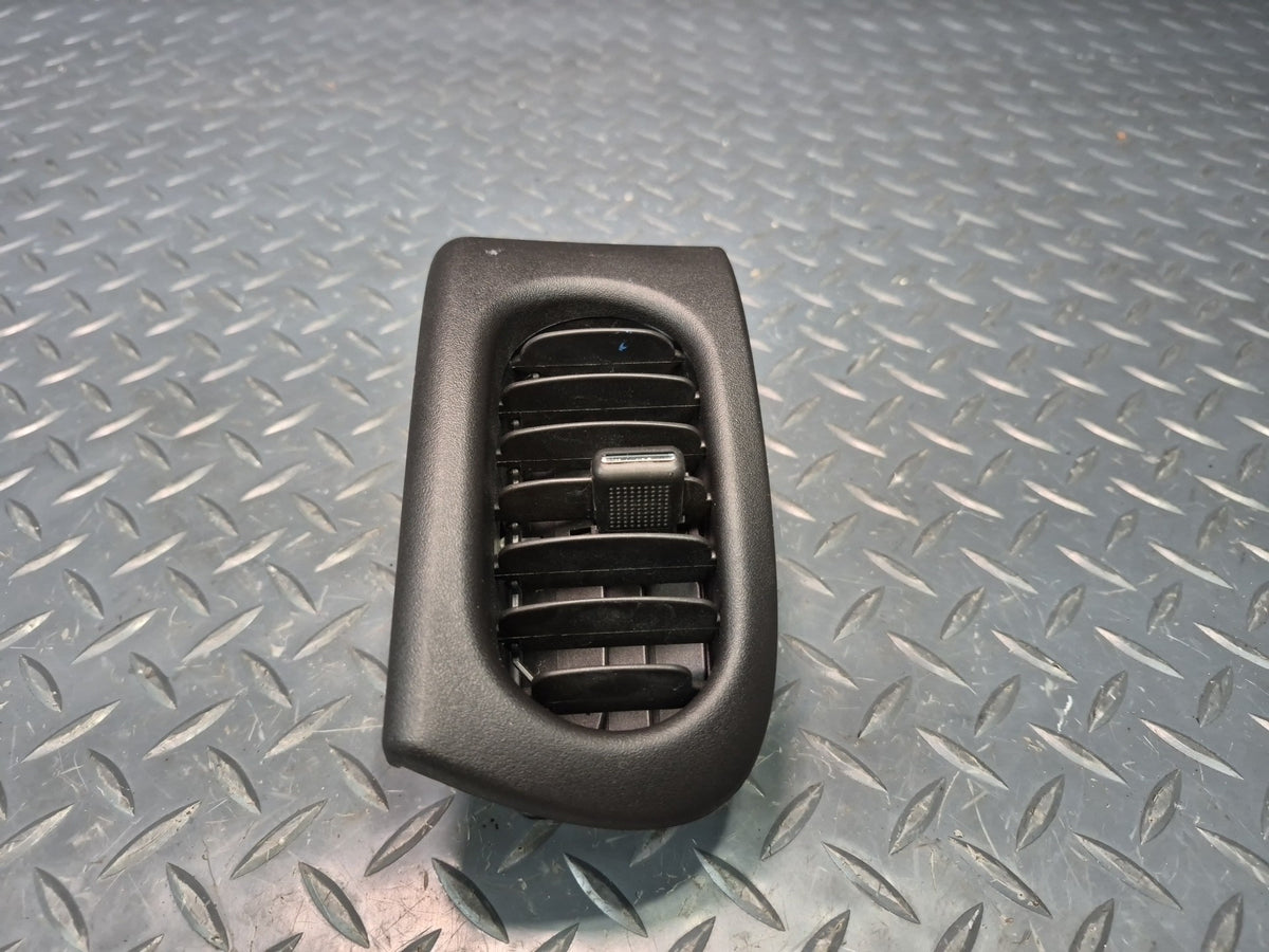 05-13 Chevrolet Corvette C6 Dash Front Right A/C Air Vent Grille 10323198 OEM