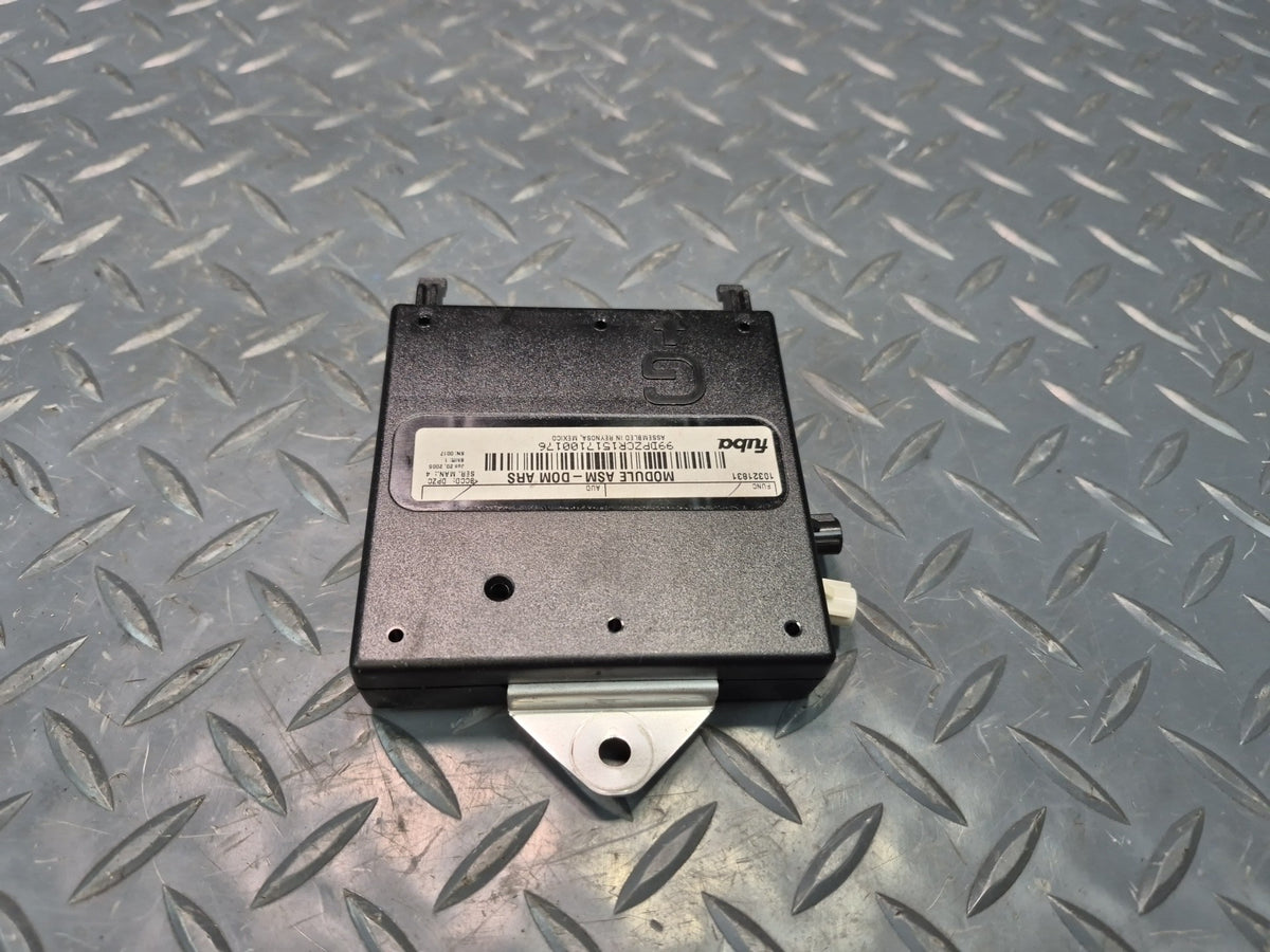 05-13 Chevrolet Corvette C6 Right Radio Antenna Module 10321831 OEM