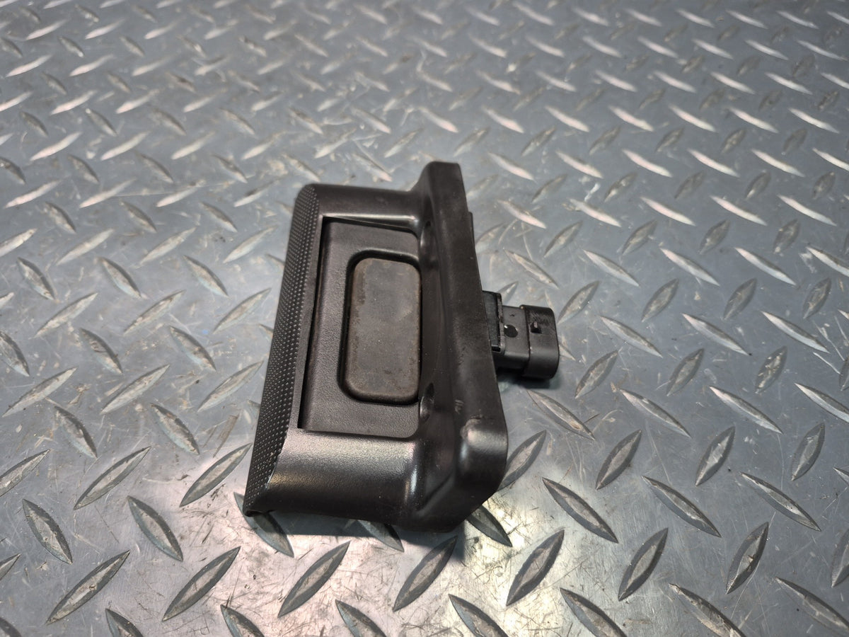 05-13 Chevrolet Corvette C6 Right Door Lock Latch Exterior Release Switch OEM