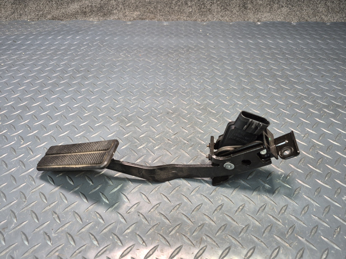 05-13 Chevrolet Corvette C6 Throttle Accelerator Gas Pedal Position Sensor OEM