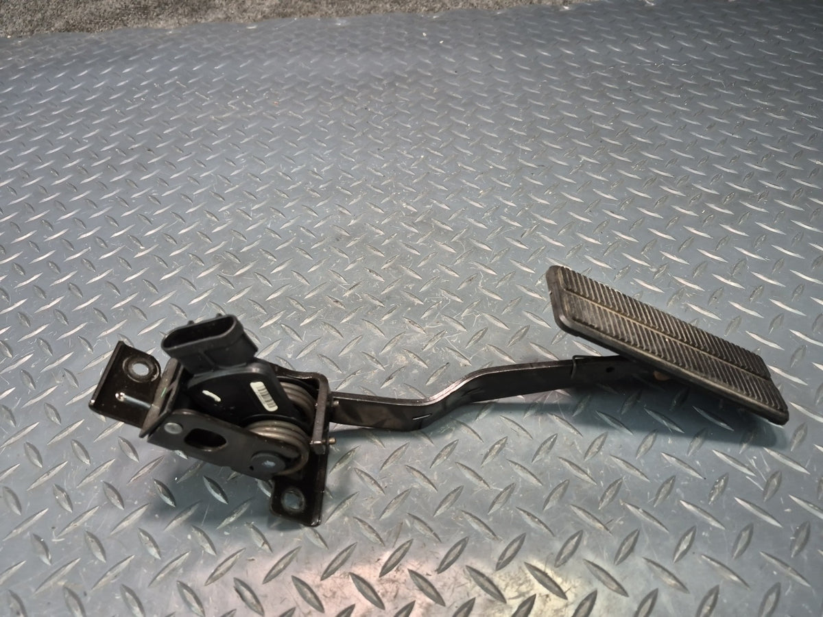 05-13 Chevrolet Corvette C6 Throttle Accelerator Gas Pedal Position Sensor OEM