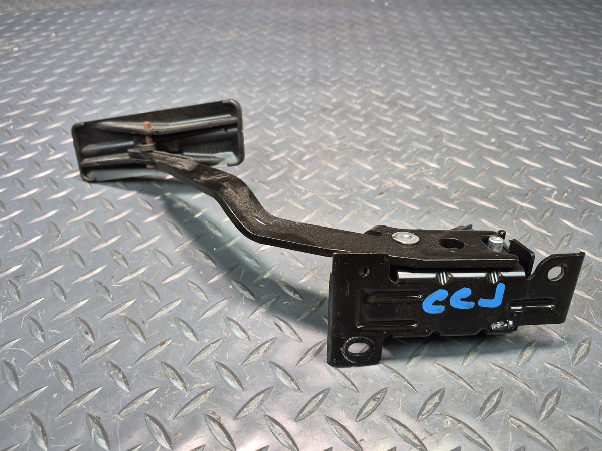 05-13 Chevrolet Corvette C6 Throttle Accelerator Gas Pedal Position Sensor OEM