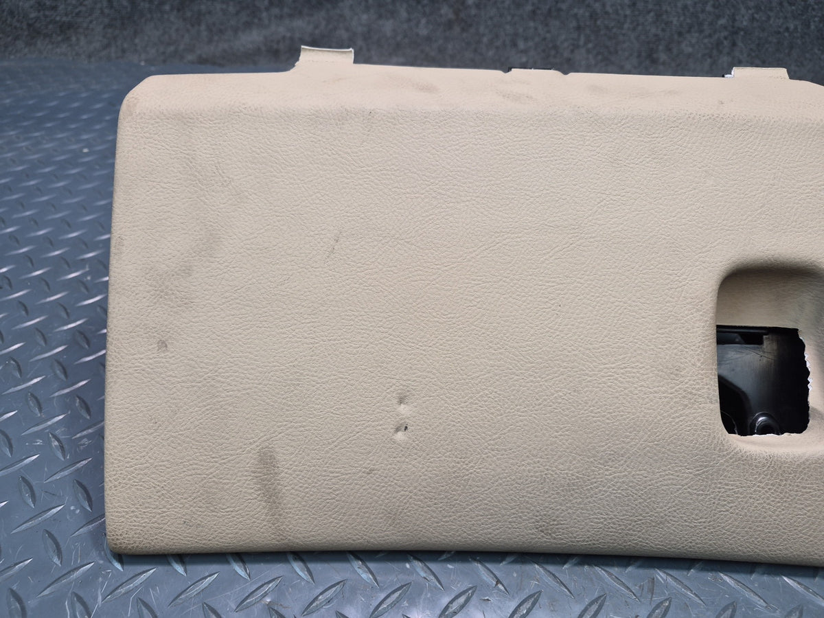 05-08 Chevrolet Corvette C6 Dash Glove Box Compartment Storage Damaged