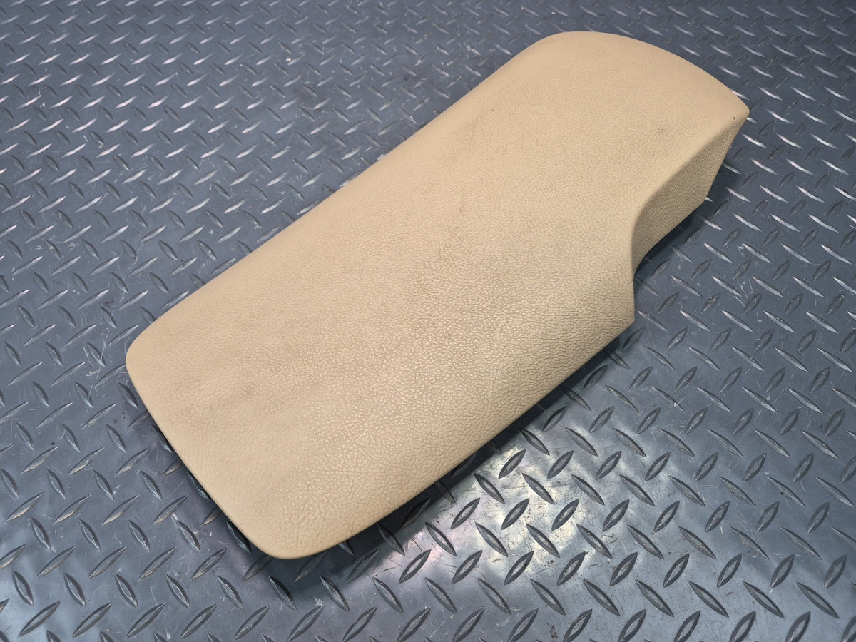05-08 Chevrolet Corvette C6 Center Console Leather Armrest OEM